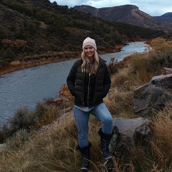 Meet your Posher, Denise - Picture 13 of 14